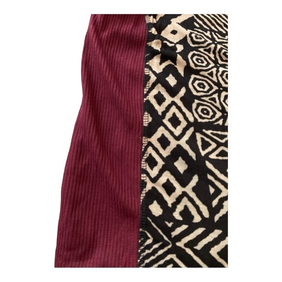 Bobeau tunic, black & brown print with maroon ribbed fabric on the sides.2X boho - Picture 5 of 6